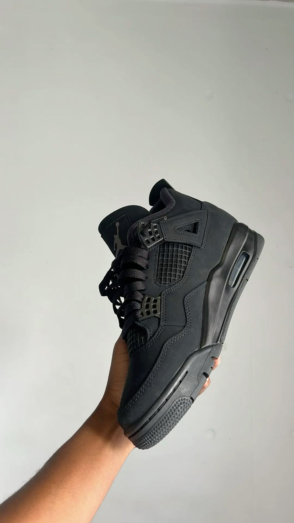 Air Jordan 4 Retro “Black Cats”